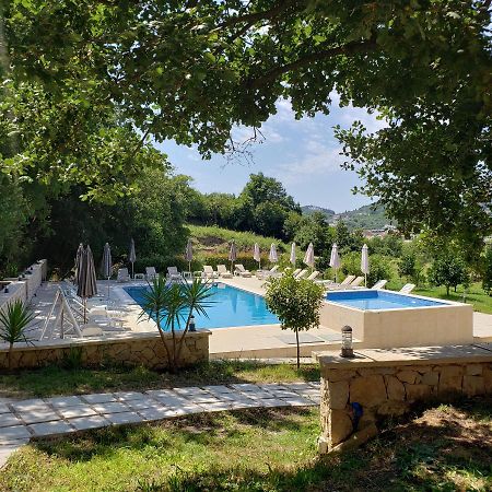 Green Hill Apartments Улцинь Екстер'єр фото